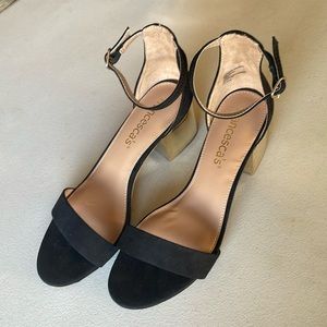 Francesca’s Black and Gold Heels